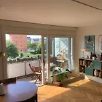 M Udendors Pool Sauna P Kaelder Og Stor Altan
